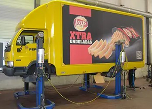 Mecánica de vehículos industriales